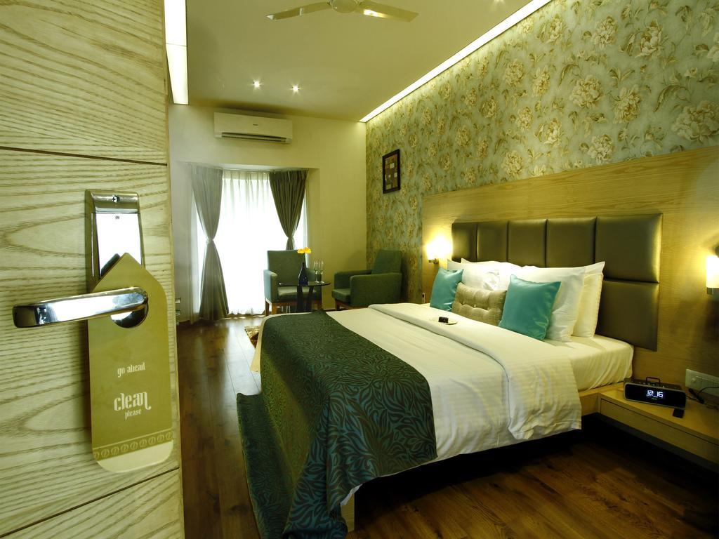 Pleasant Days Resort Chembarambakkam Lake Exterior foto